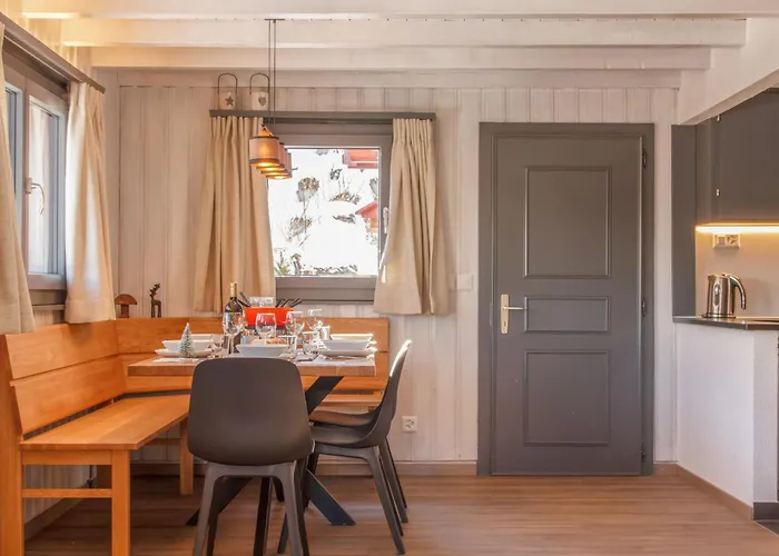 Dağ evi Le Boletus By Interhome